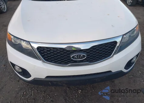 2011 Kia Sorento Lx z USA, uszkodzony, nr VIN 5XYKT4A14BG167022
